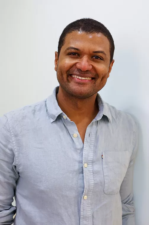 Dr Gino Morel