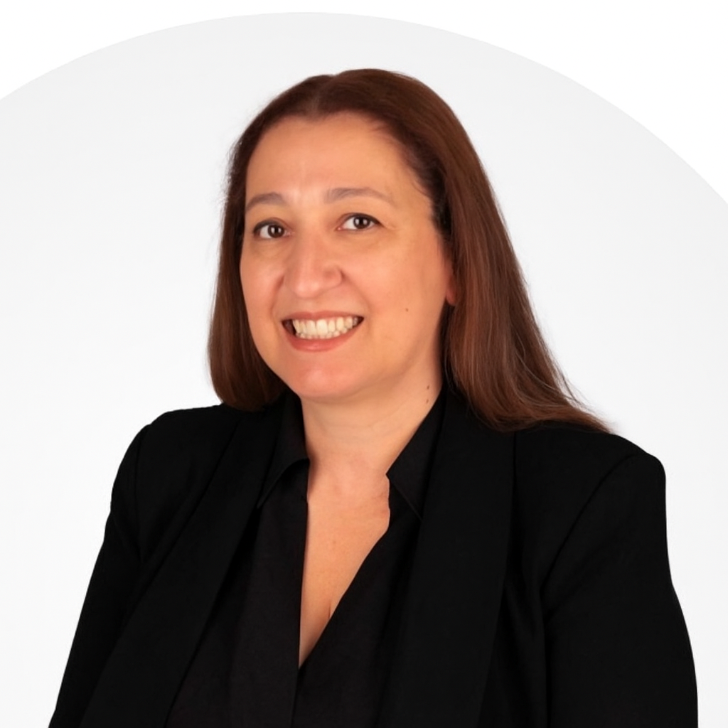 Dr Andrea Phatouros