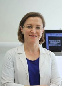 Dr. Alexandra Barratt
