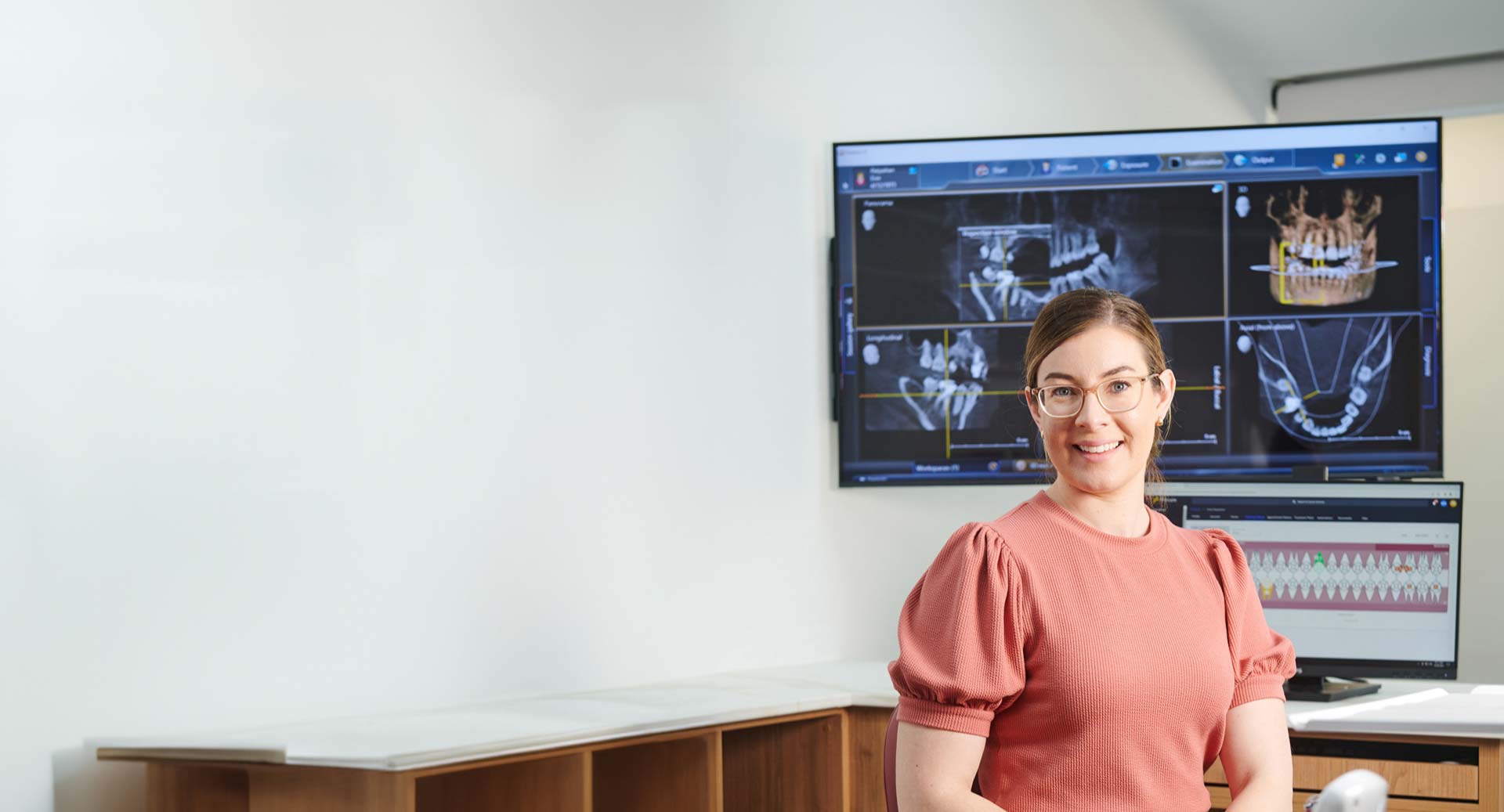 Dr. Daniella Leonardi