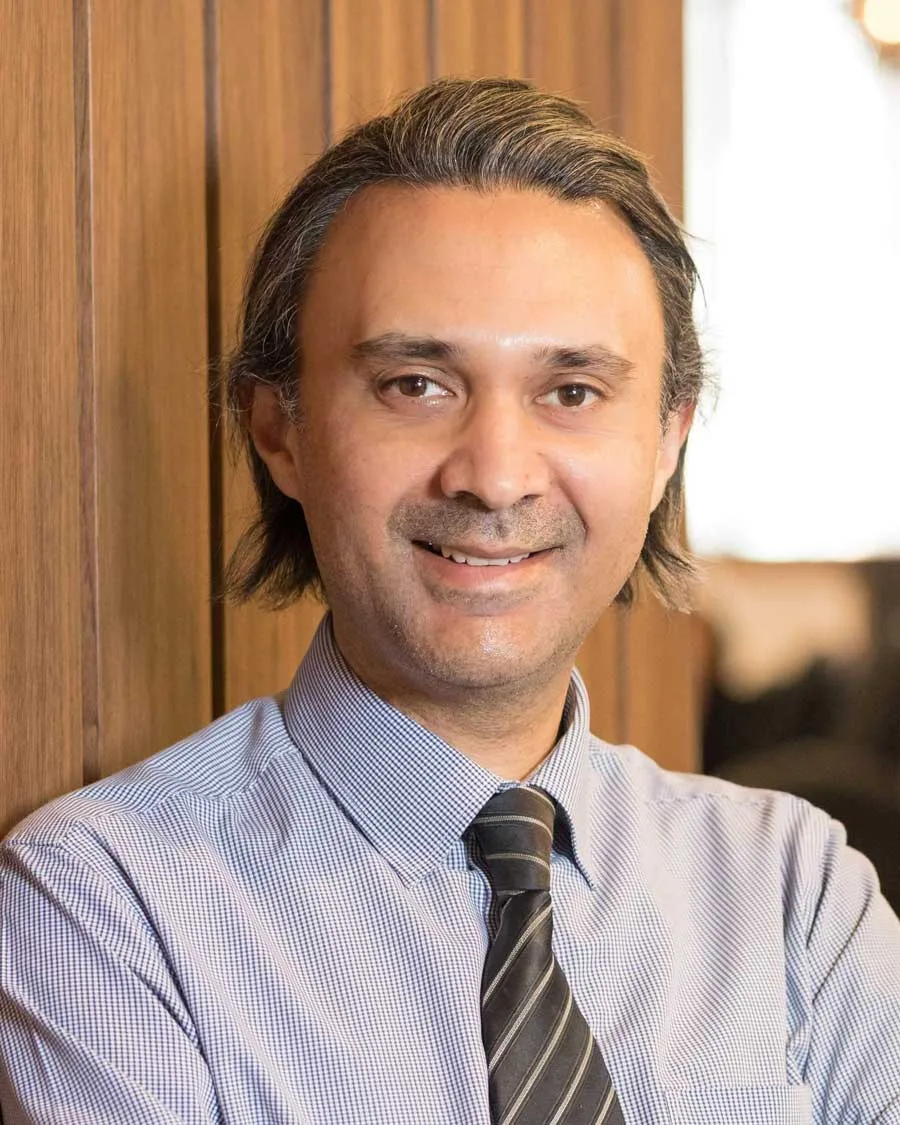 Dr Nilesh Jadav