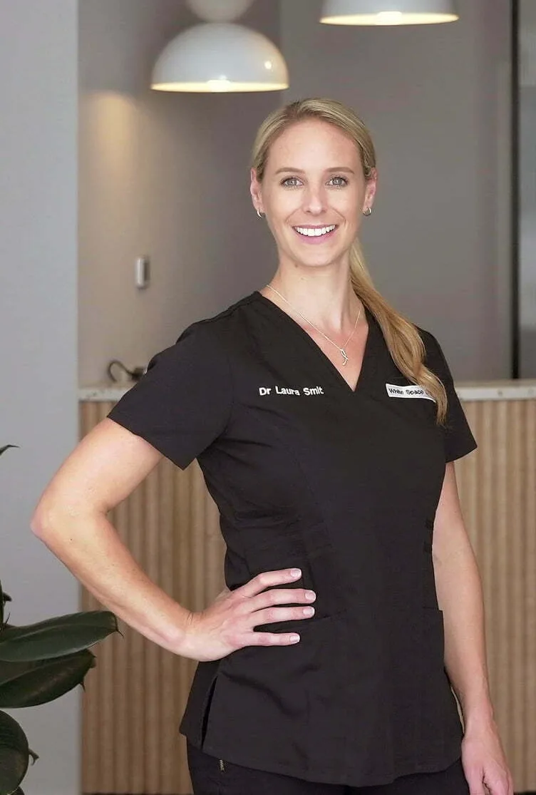 Dr Laura Smit