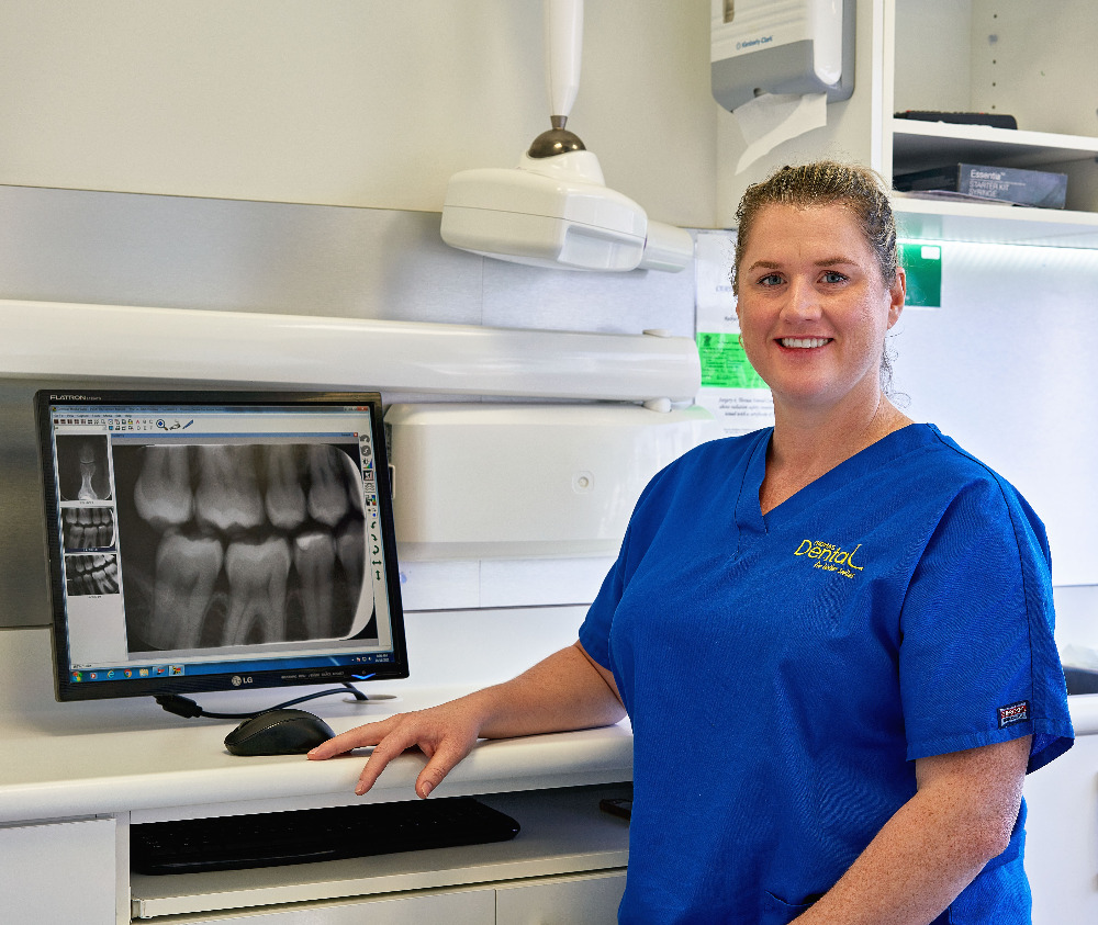 Dr Carmen Manzie