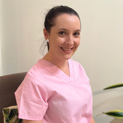 Dr Caitlyn Tindale