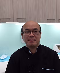 Dr Henry Huang