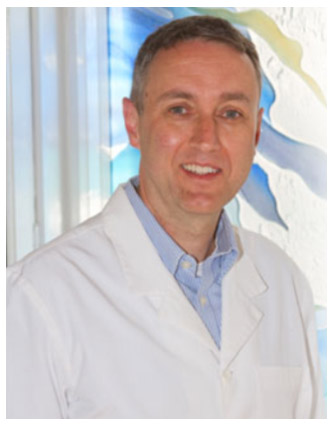 Dr. Julian Moore