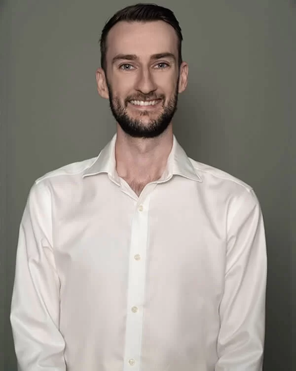 Dr. Eric Cullen