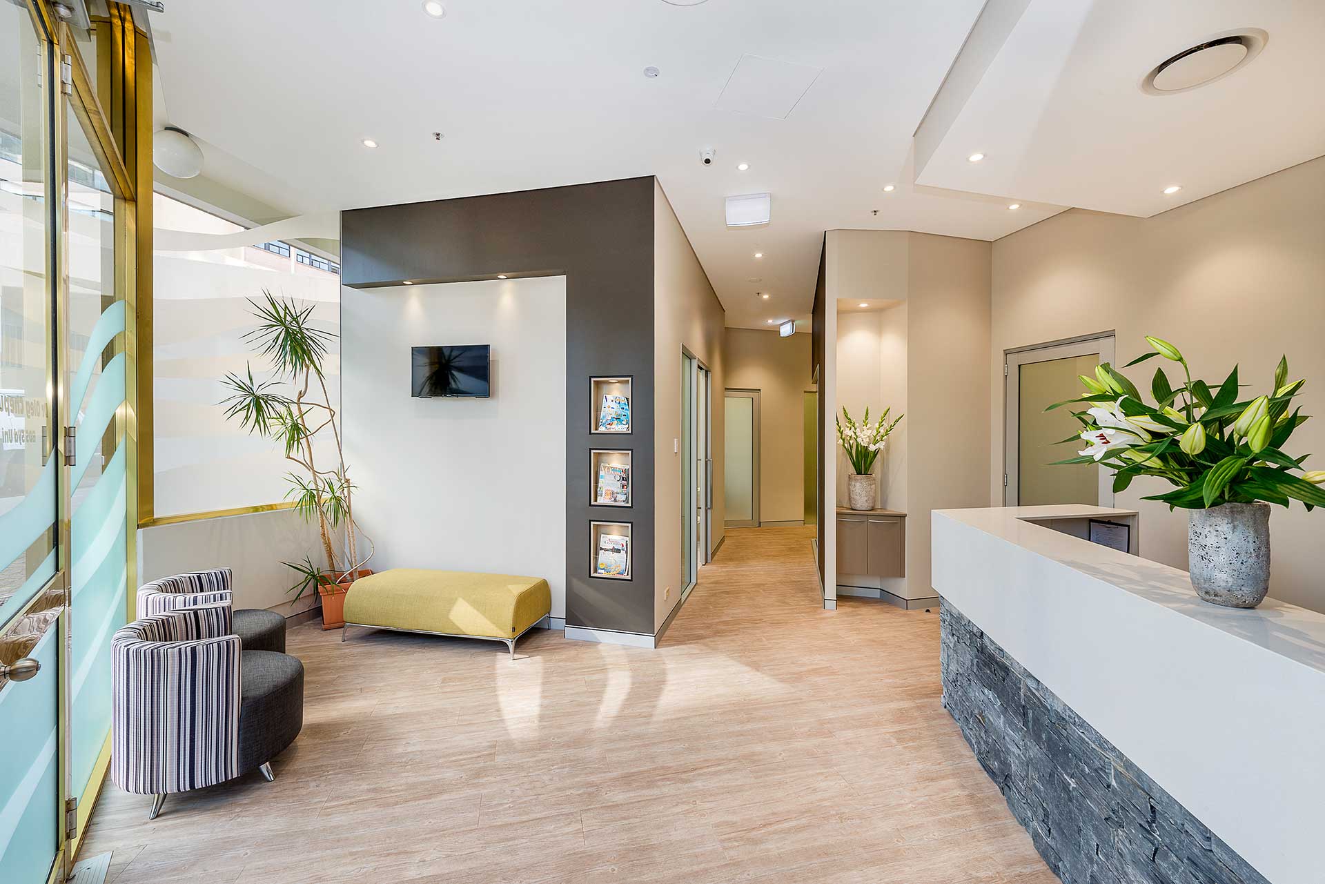 Dental On Hollywood photo 3