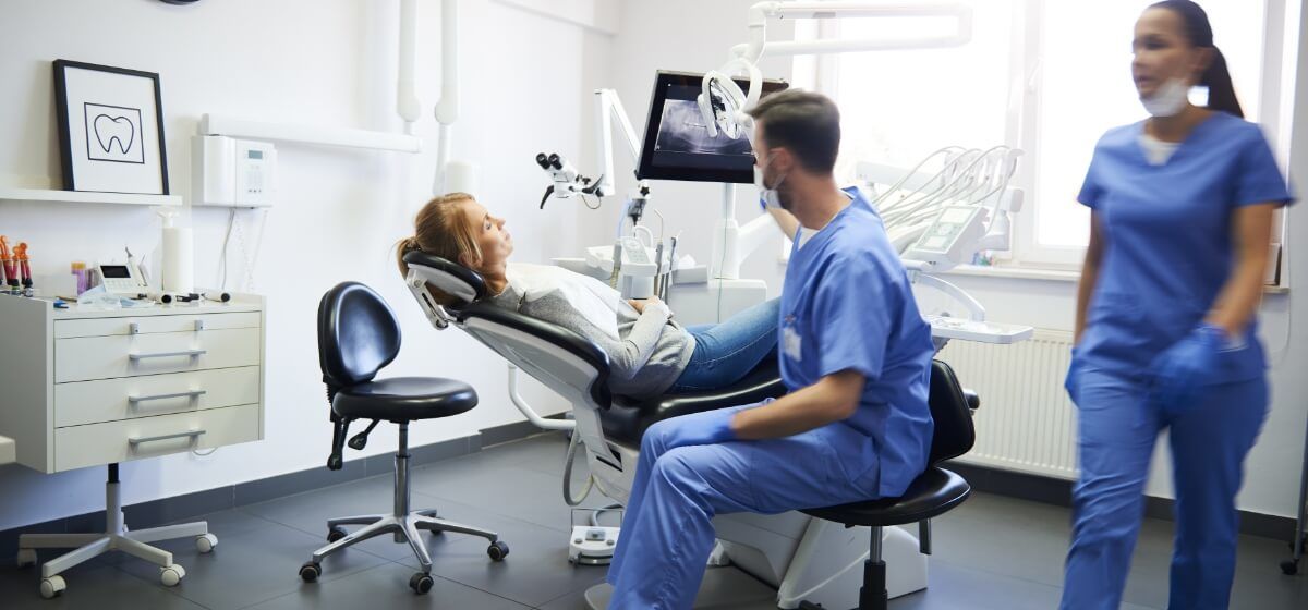 Eid Dental photo 1