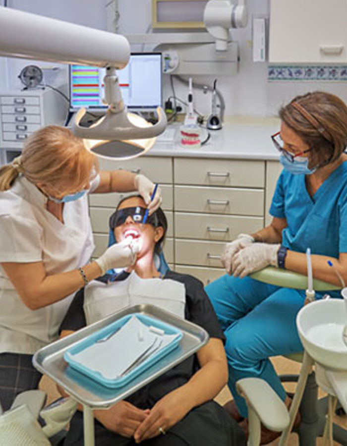 Dr Farhadi's Dental Clinic - Dentist Indooroopilly photo 1