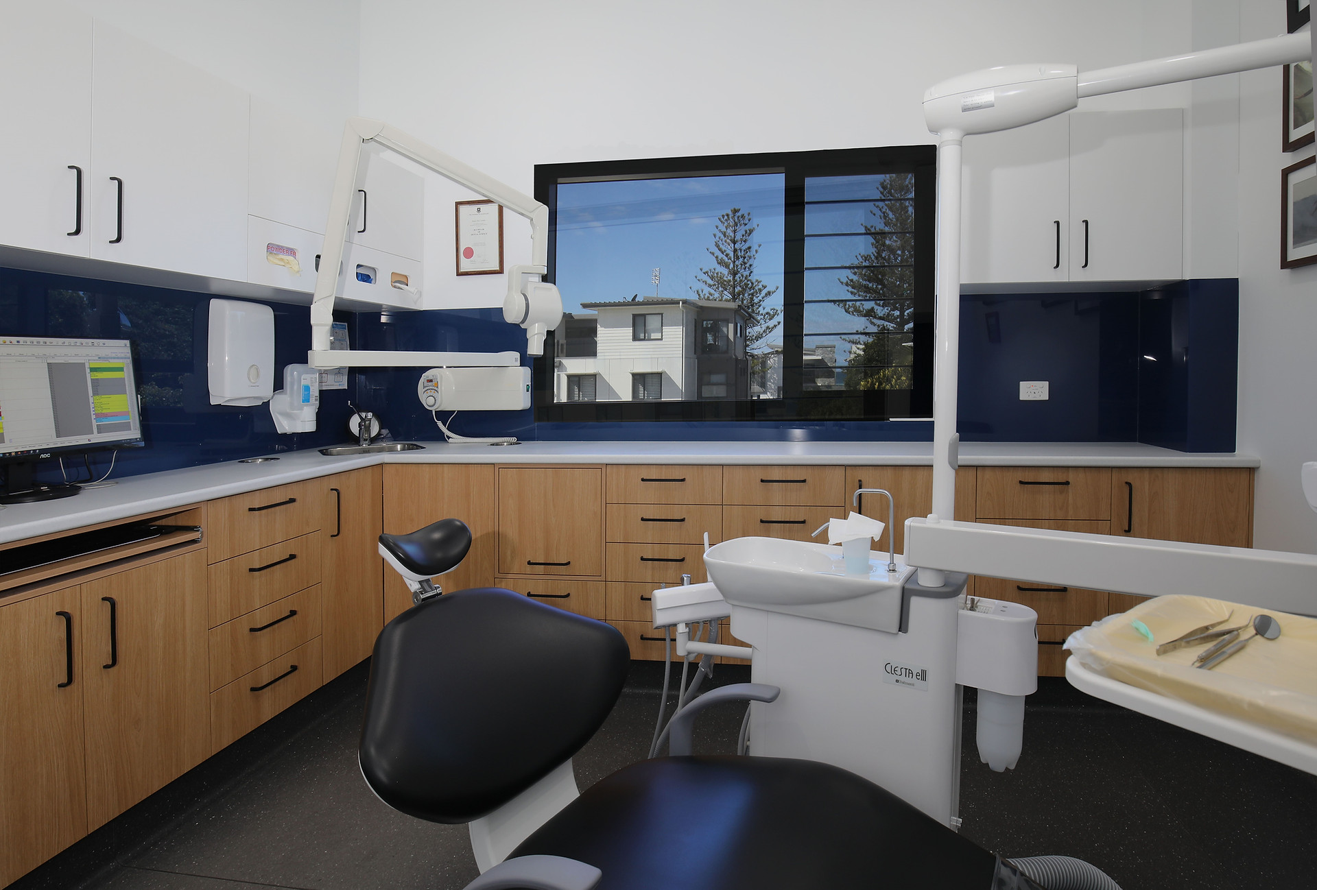 Lennox Point Dental - Dr Angus Lambie photo 1