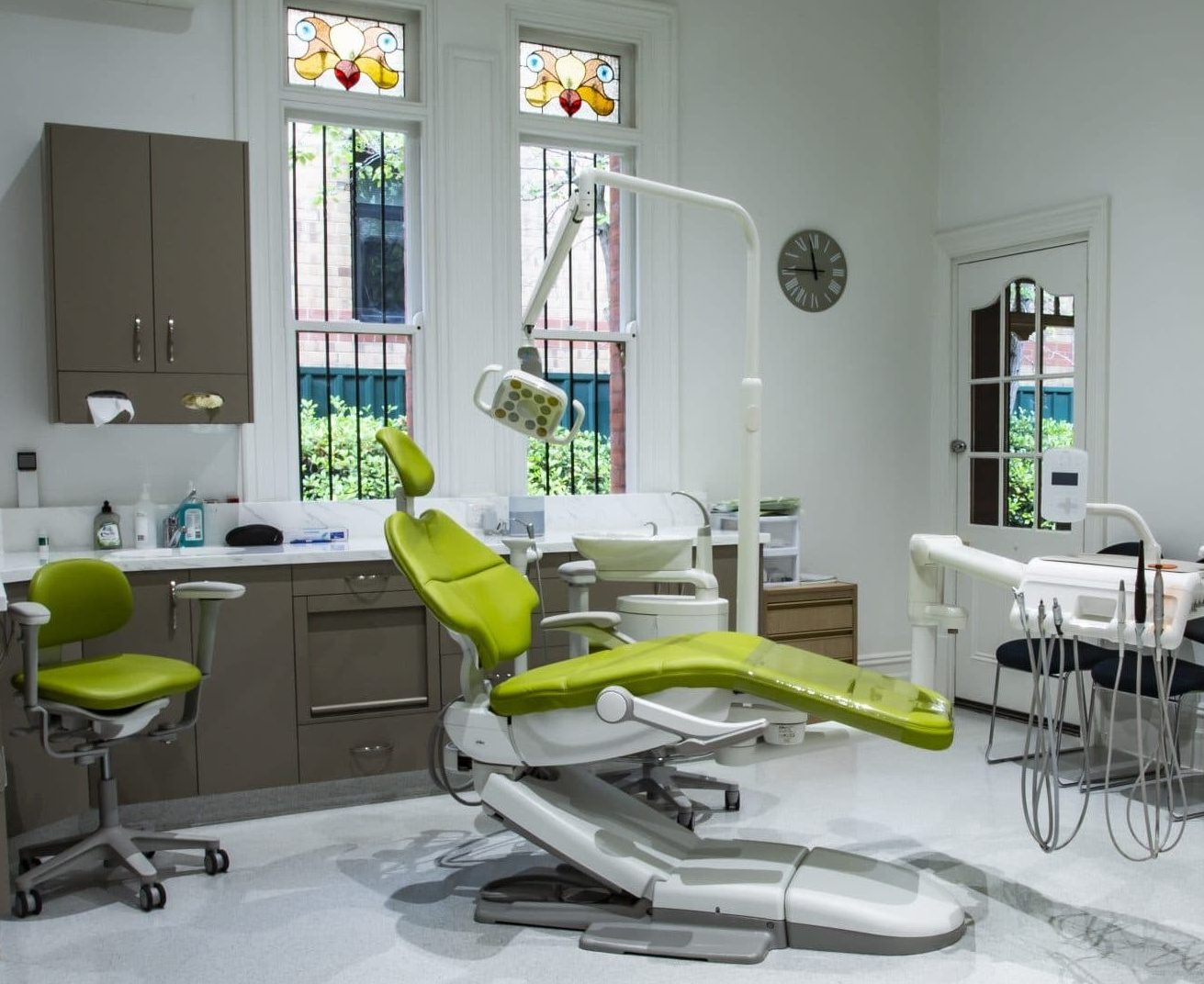 Le Dental Care photo 1