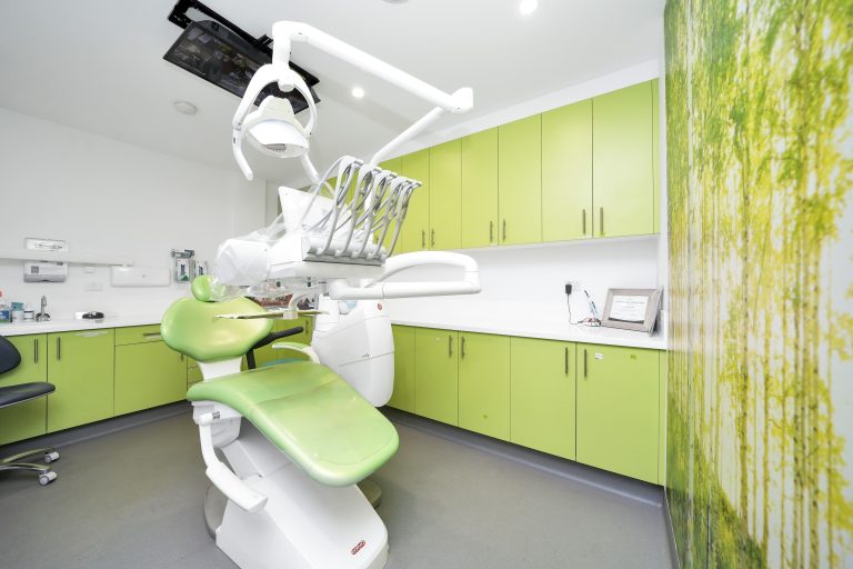 V Care Dental - Patterson Lakes photo 4