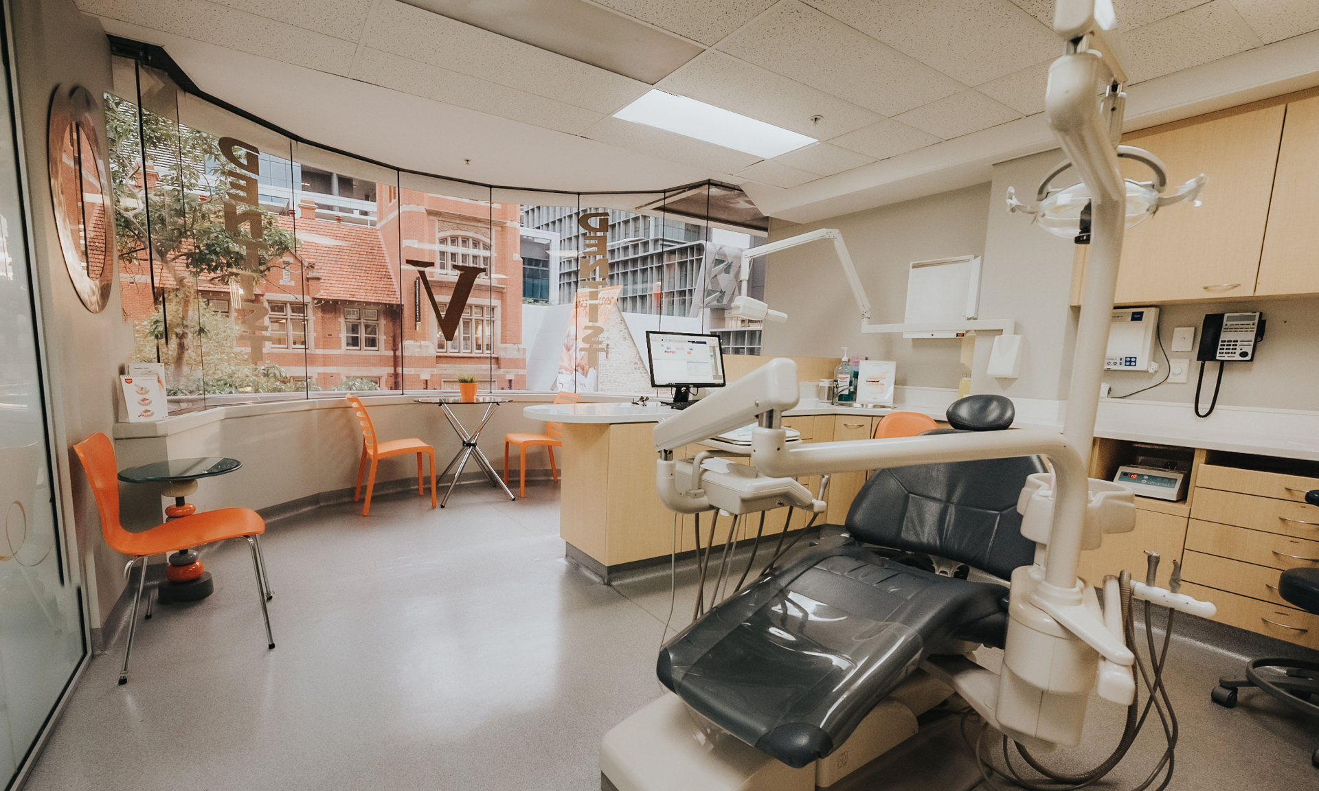 V Dentist photo 3