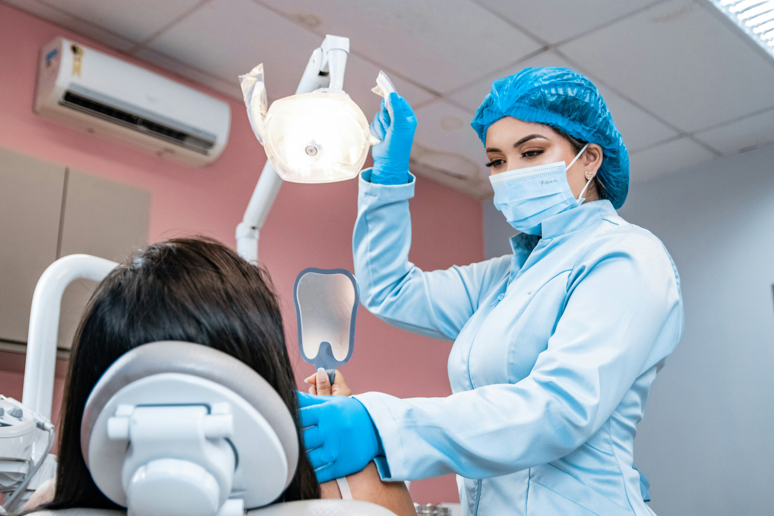 DentaGlow Dentist - Red Hill photo