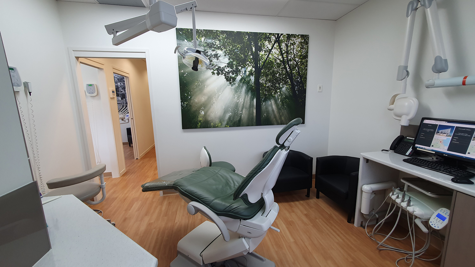 Robina Dental Group photo 1