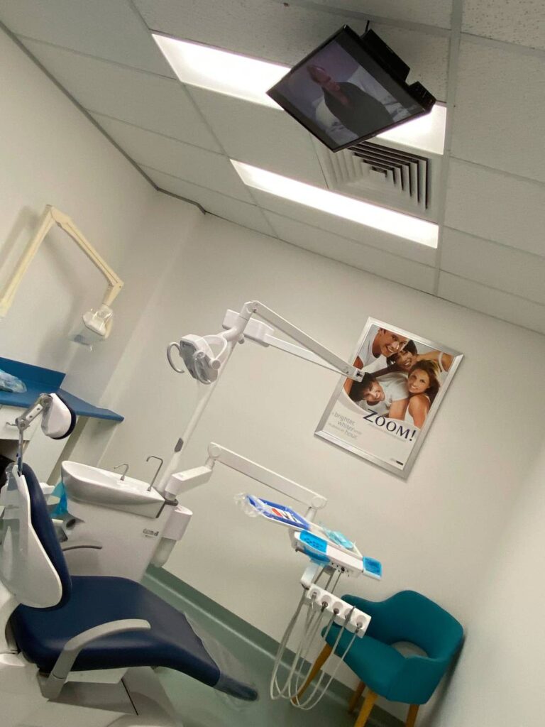 Hains Dental Robina photo 4