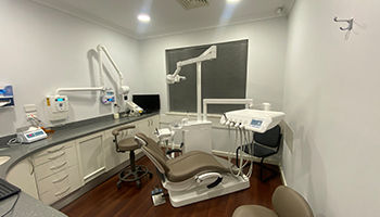 Whites Road Dental Clinic photo 1