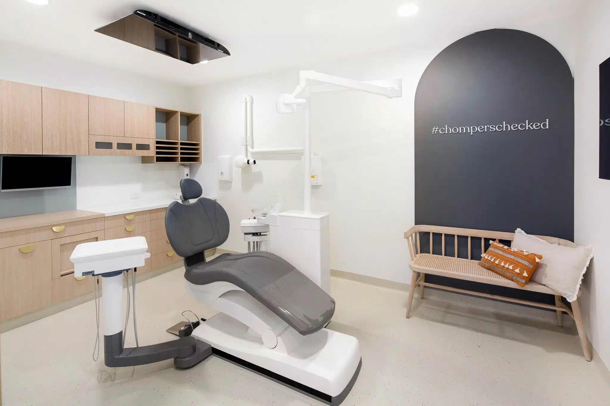 Chomp Dental - Seven Hills Dentist photo 3
