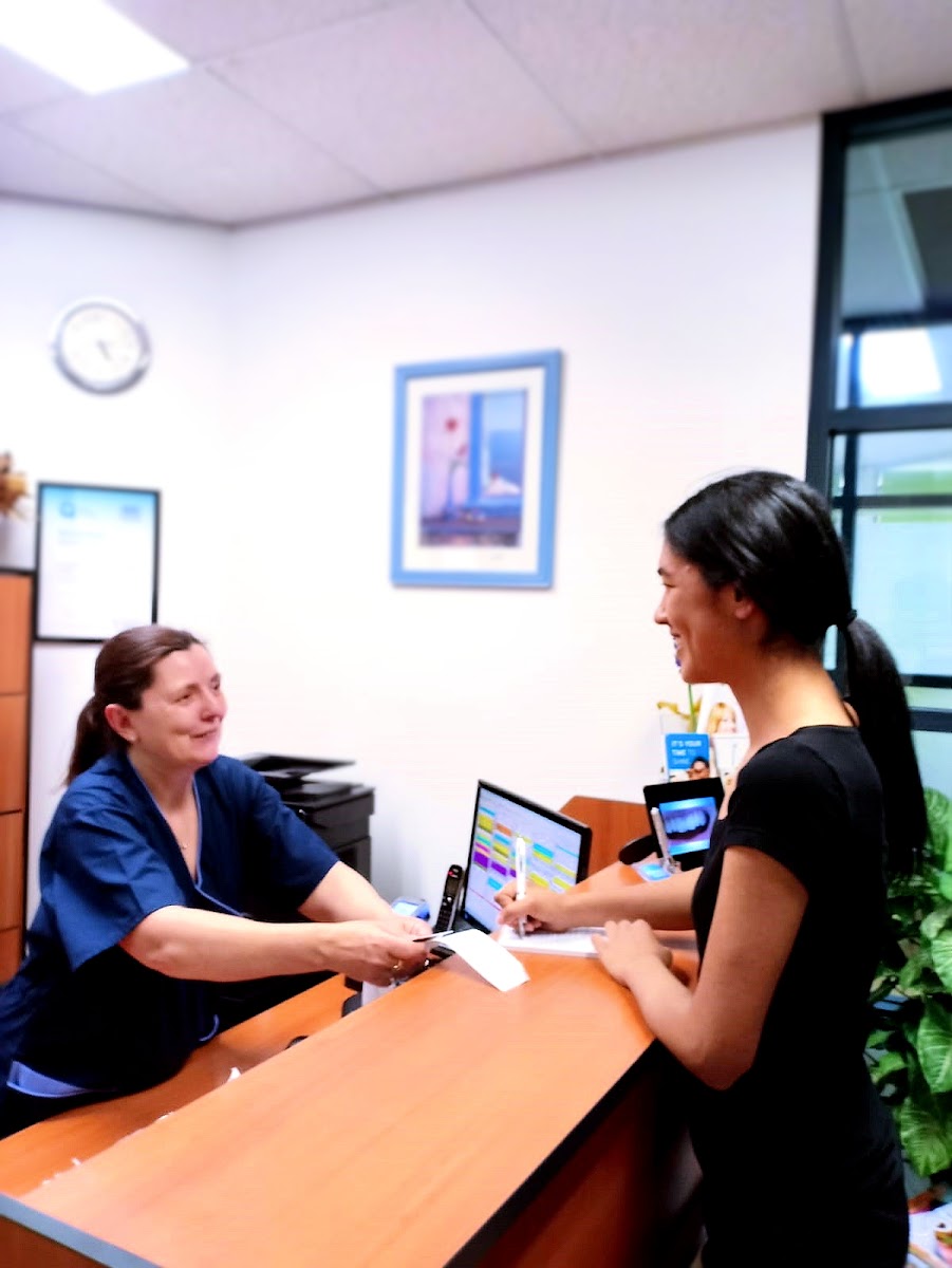 Dr. Madeleine Cheah & Associates Dental Surgeons photo 2