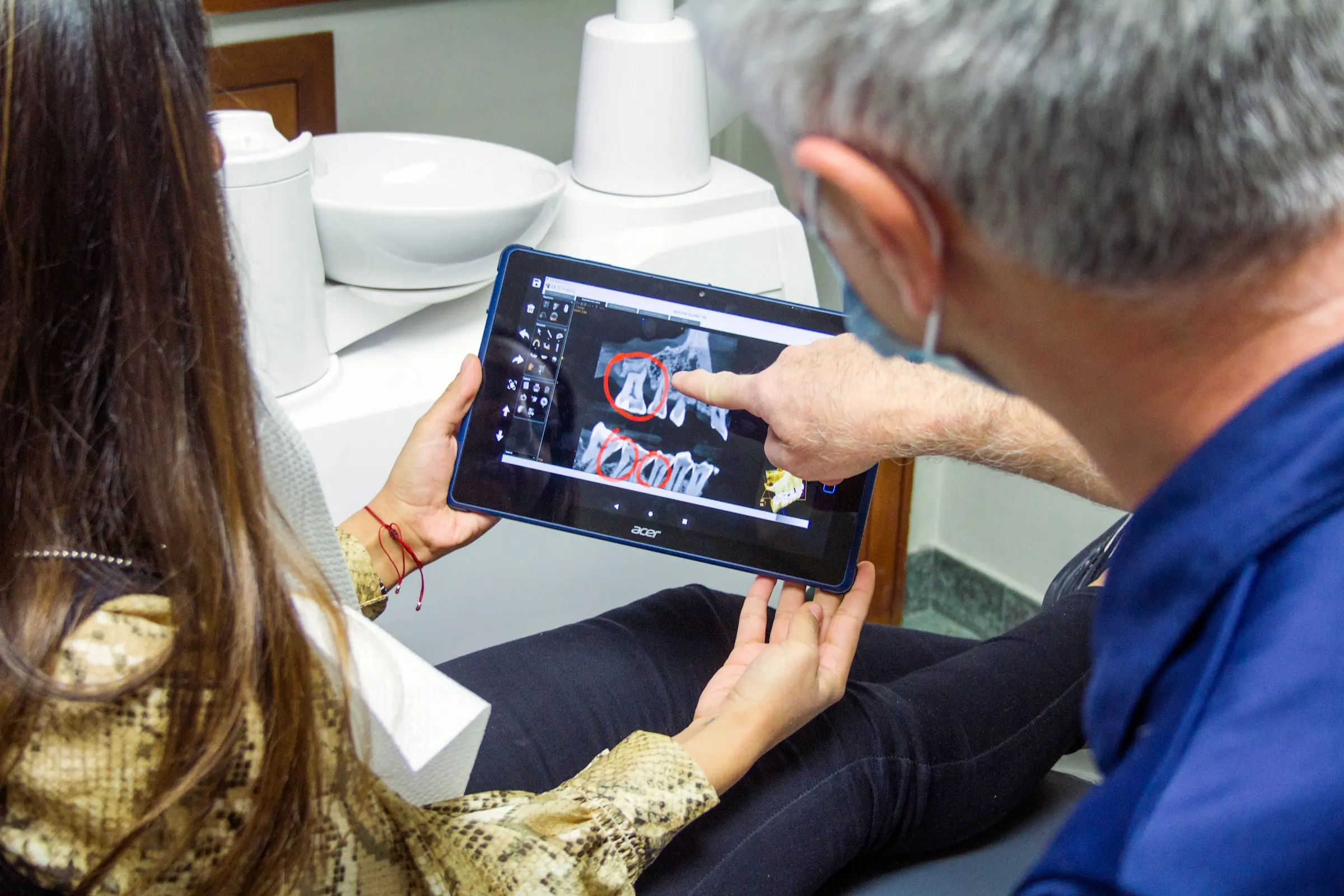Linden Park Tusmore Dental & Implants photo 4