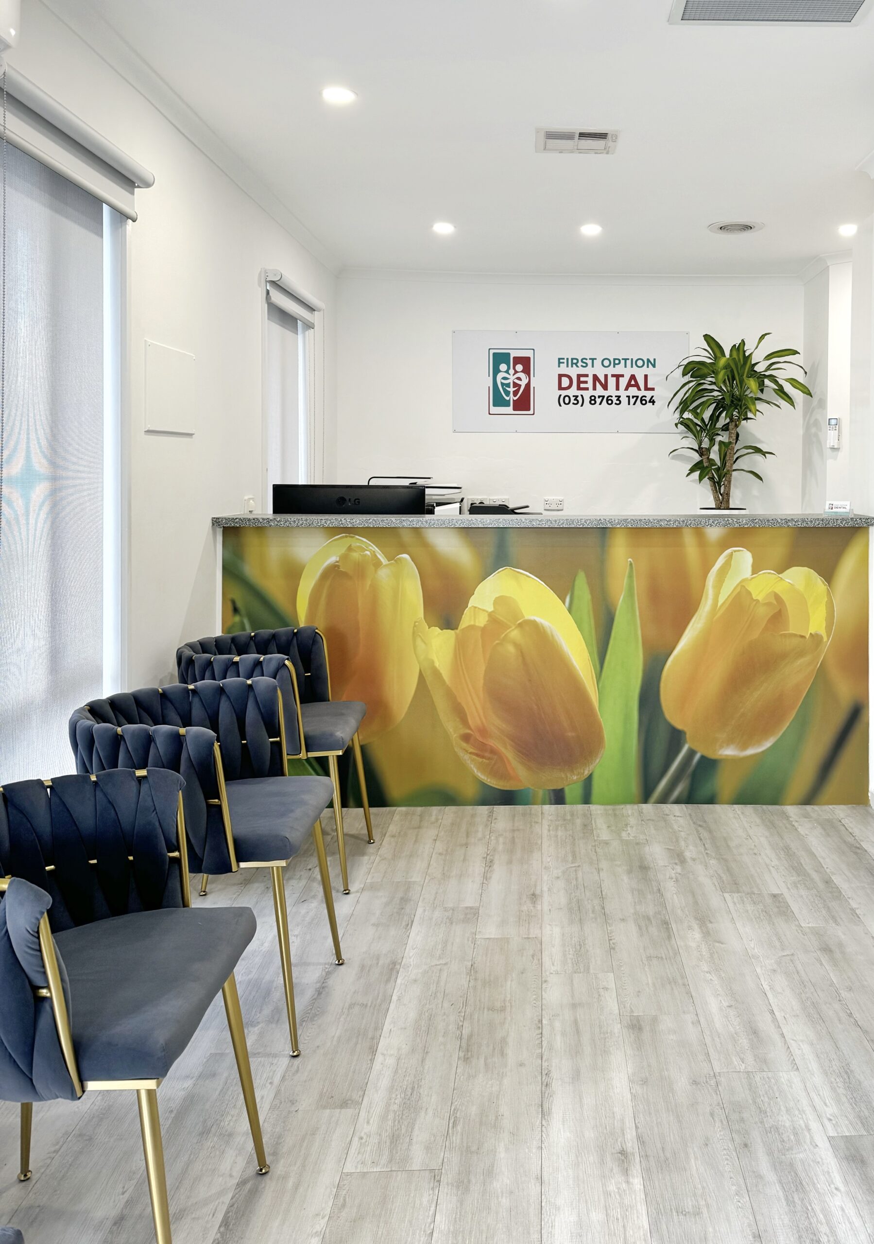First Option Dental: 7 days emergency dental clinic photo 1