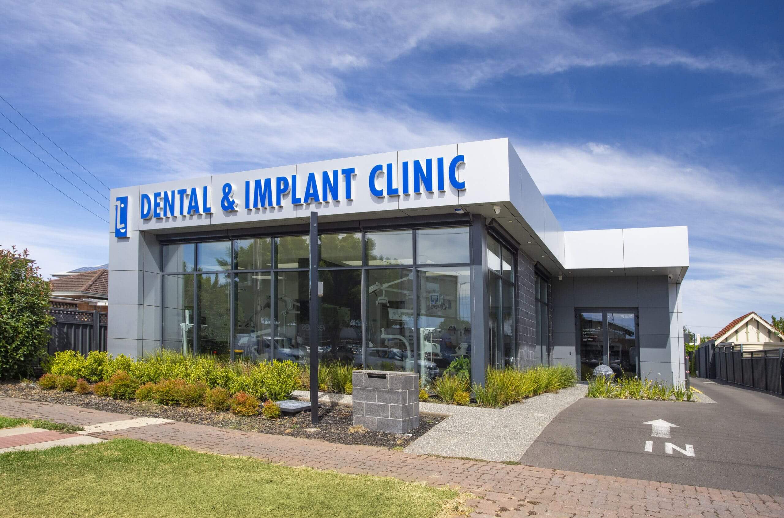 Dr. Zielinski & Associates Dental Clinic photo 1